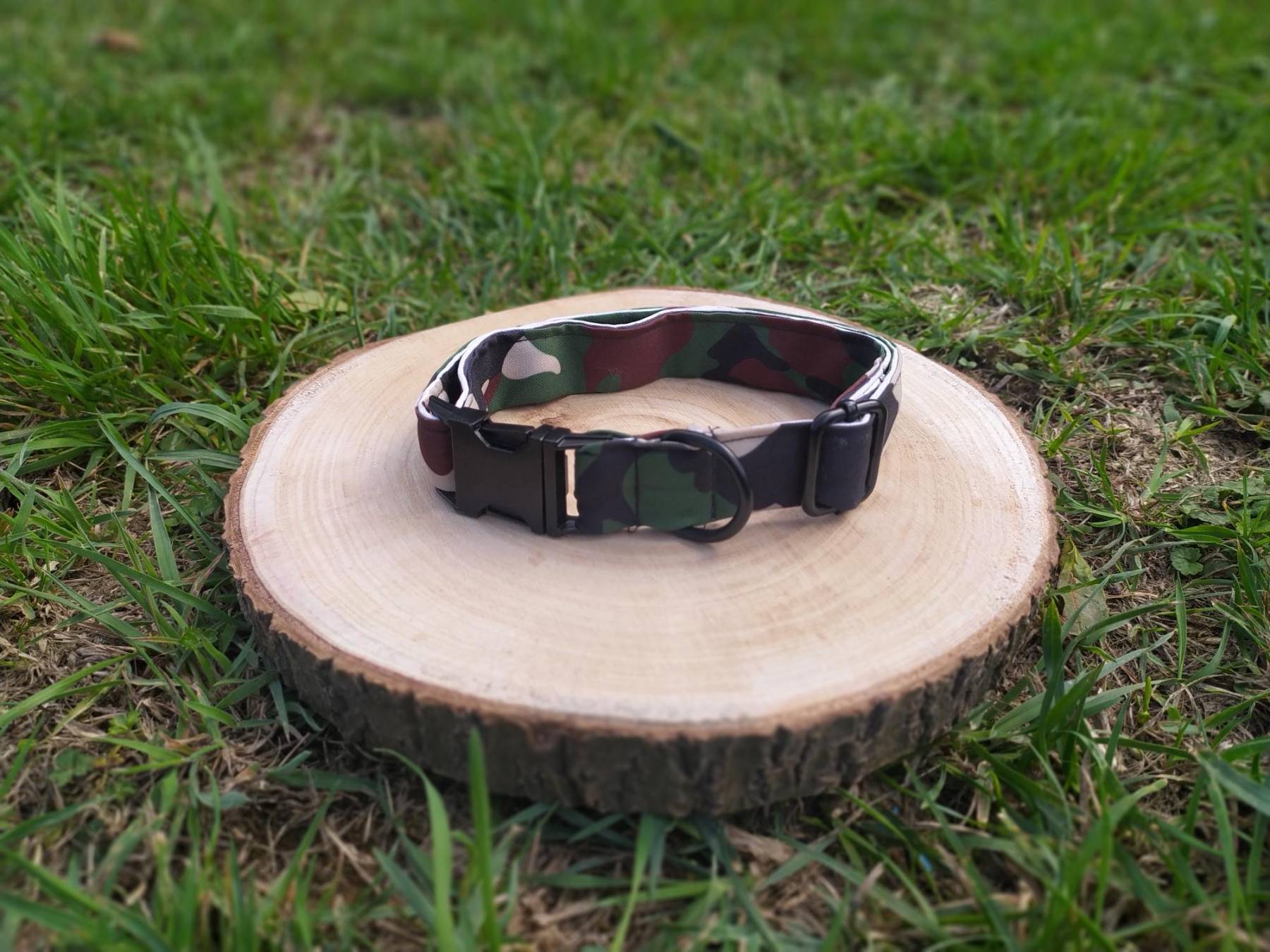 Collier, laisse de fabrication artisanal collection Divers